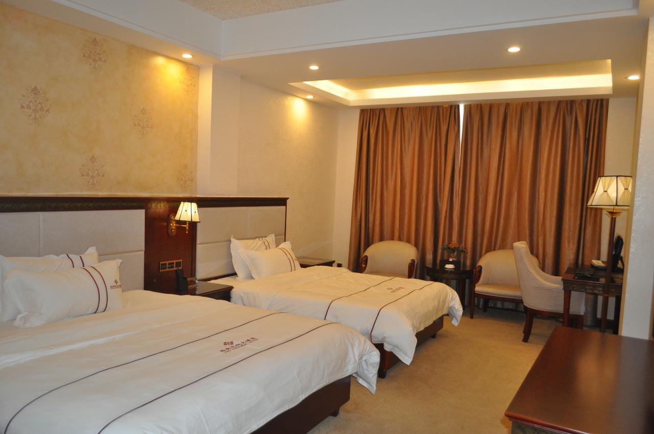 Guangdong Yao Cultural Hotel Liannan Екстер'єр фото